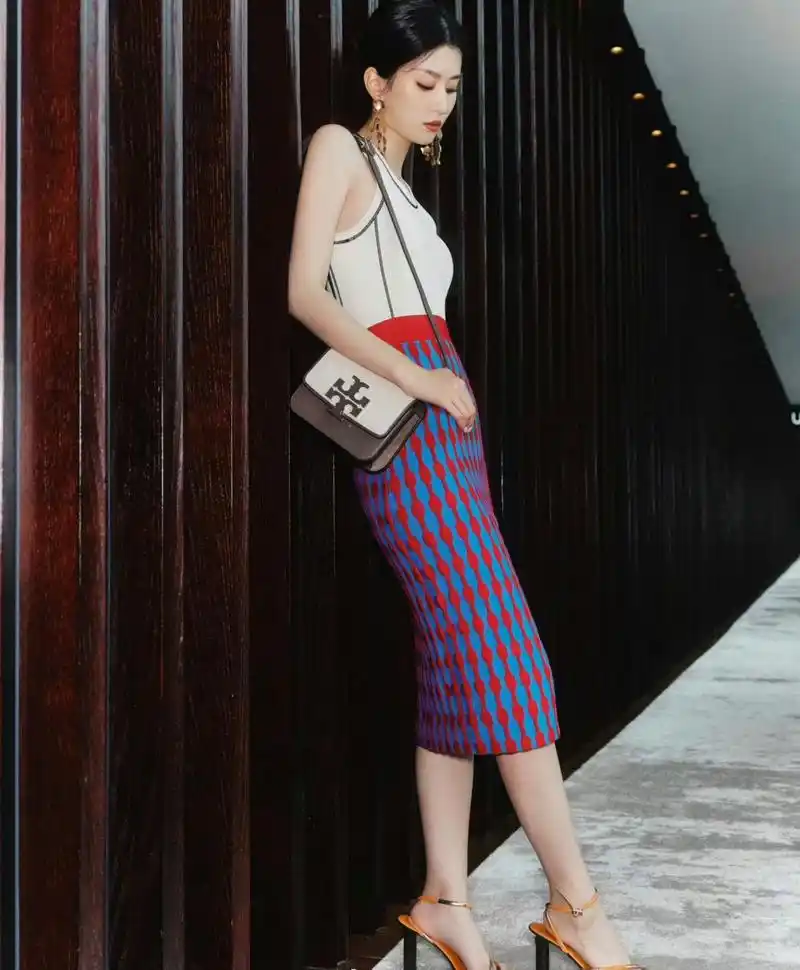 乔欣嫩脚[爱你][爱你][心][心][色][抱一抱][抱一抱][抱一抱]#乔欣