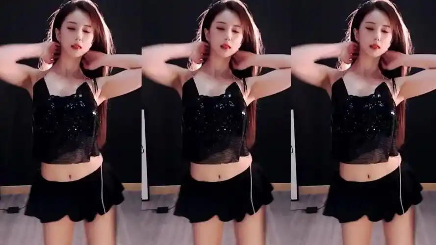 虎牙苏晓性感热舞