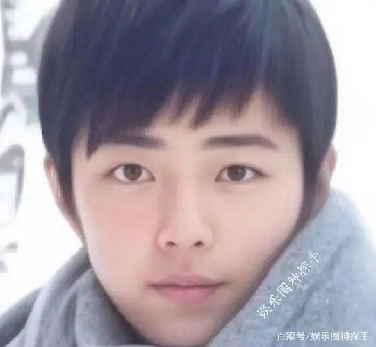 谁说肖战大学时期不好看?最后一张太让人心动了!