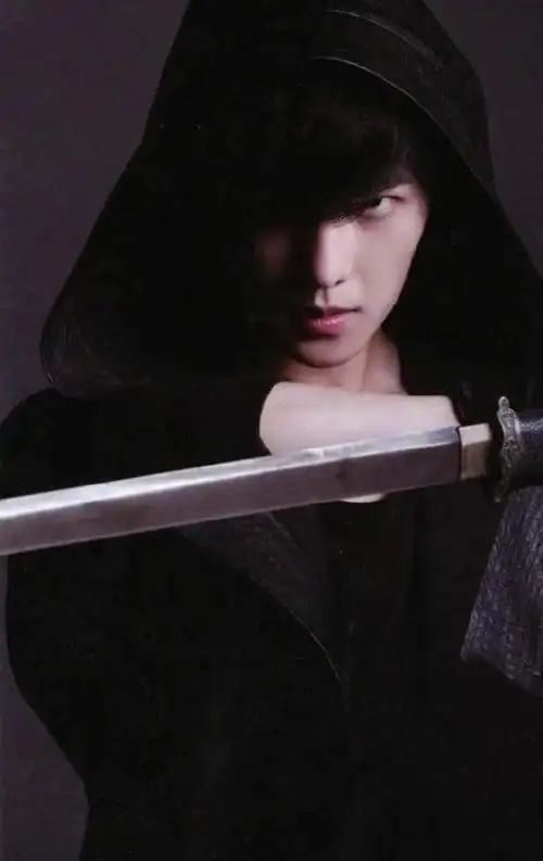 《盗墓笔记》张起灵@杨洋开播九周年快乐    #杨洋凡人修仙传##y