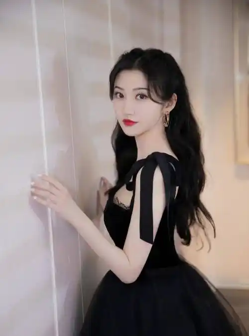 80后花旦女星景甜写真集风姿绰约优雅高贵