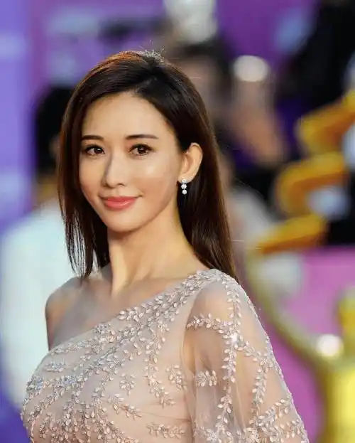 嫁给日本丈夫之后,林志玲却大变样,回顾一切早有"征兆"!