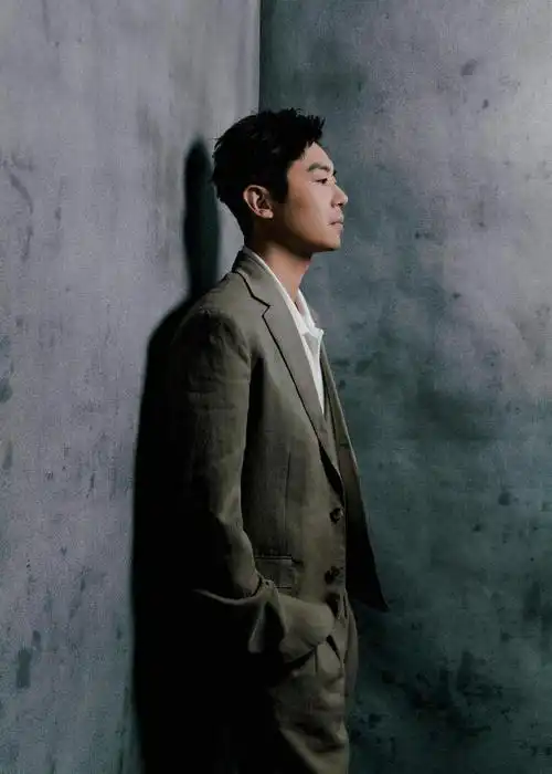 朱亚文生日写真##朱亚文39岁生日照