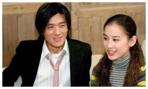 刘丽芹感叹:前任儿媳太出色,我最爱的还是黄圣依!_家庭_杨子_事业