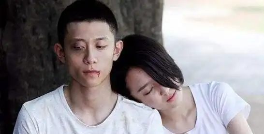 张一山女朋友白雪是谁杨紫大学同学保护女友