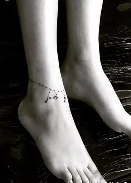 脚踝纹身