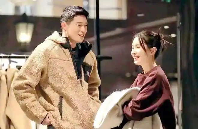 恋爱以后吴永恩和王子文再次参加活动网友久违的故事