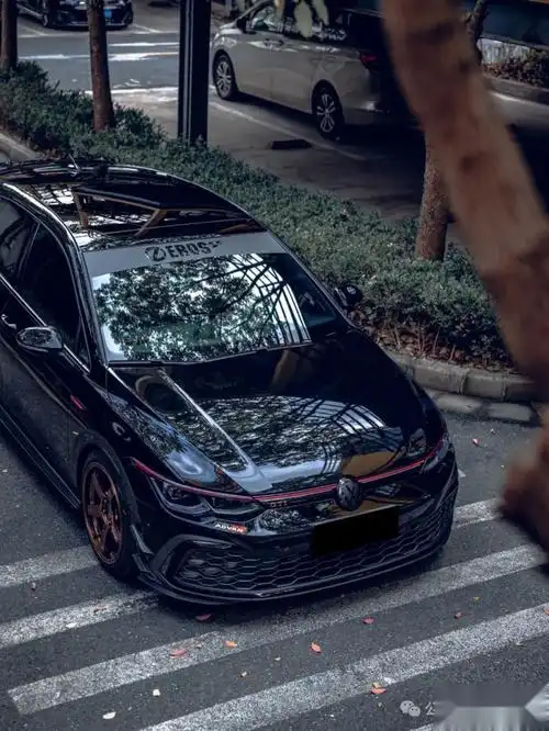 竞技走街风的大众8代高尔夫gti,这是小钢炮的正确打开方式