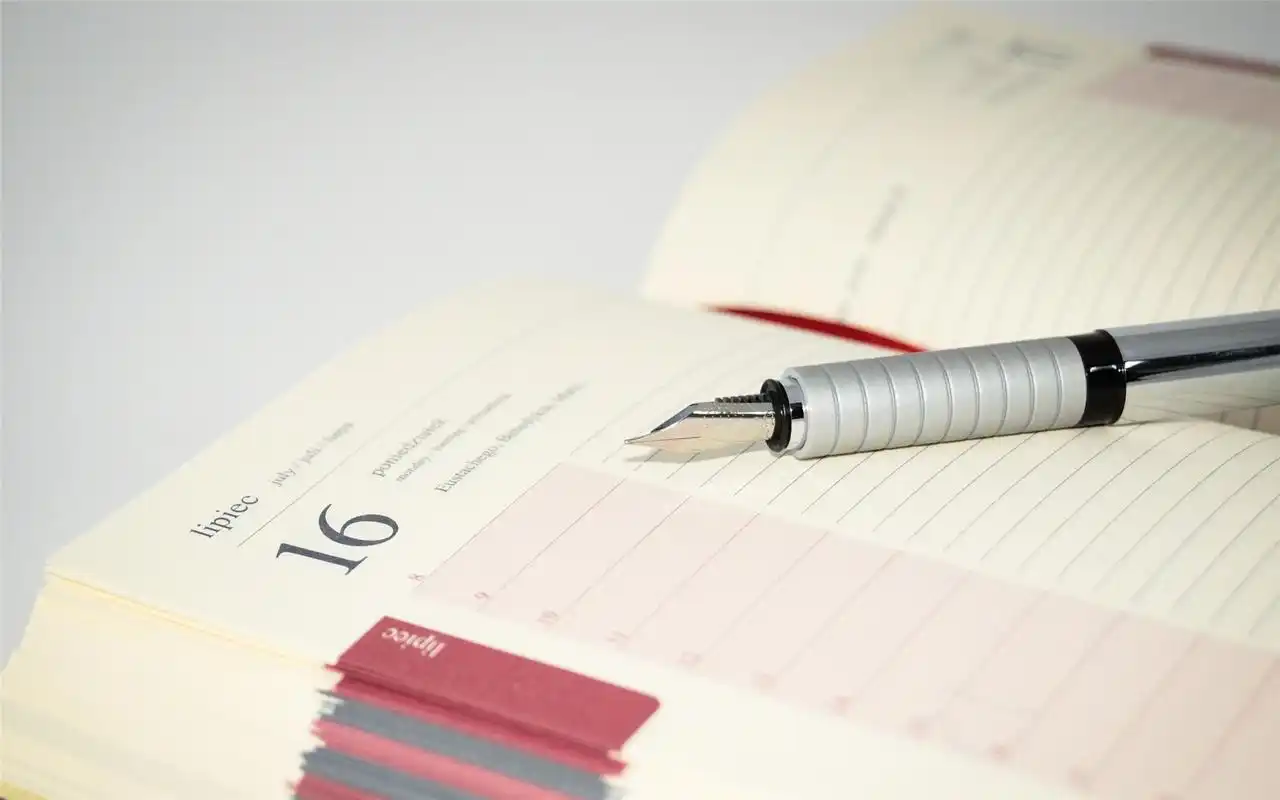 唯美简约风高清桌面壁纸