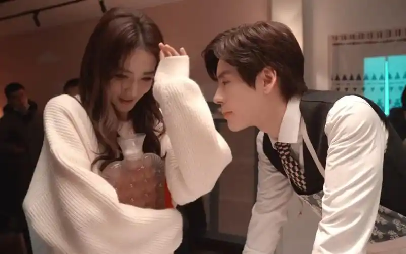 徐璐和魏哲鸣超级般配,希望三搭,四搭,五搭,六七八九……直接结婚吧