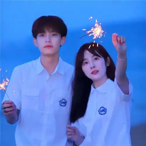 2023抖音最火真人情侣头像