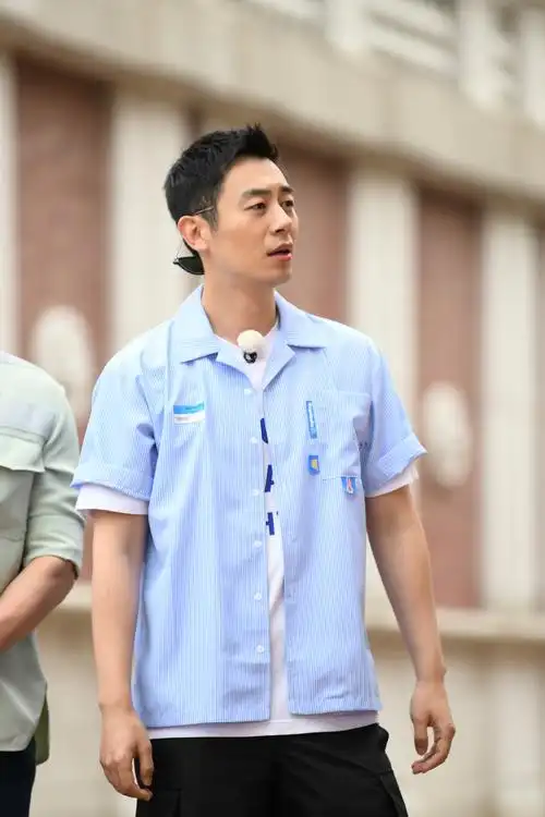 朱亚文《奔跑吧》脱袜大战pk林峯 猫鼠游戏谜底即将揭晓