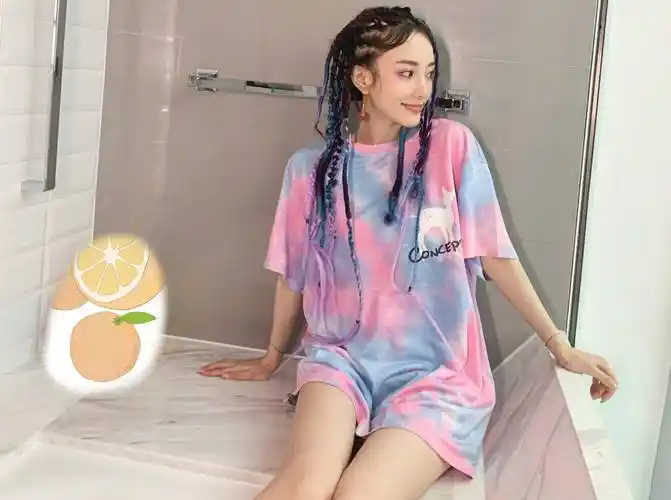 李小璐39岁了,在爱情的幸福下,这身材凹凸有致._贾乃亮_皮几万_穿着