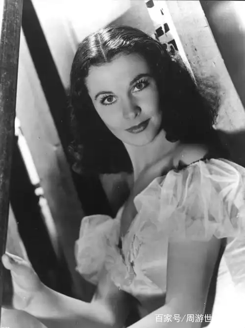 一组《魂断蓝桥》珍藏剧照,费雯丽太美了
