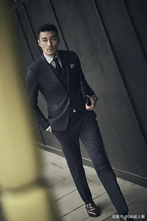 身高超过185的男明星 谁穿西装更好看?