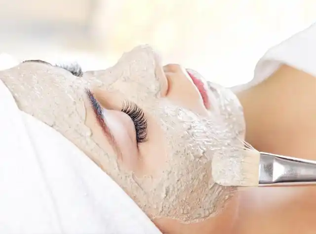 过度清洁皮肤会导致皮肤屏障受损,该如何正确清洁皮肤?