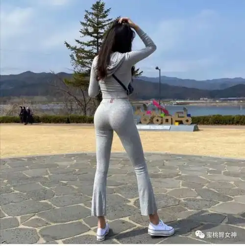 24k背影杀101大长腿配呆萌脸真犯规