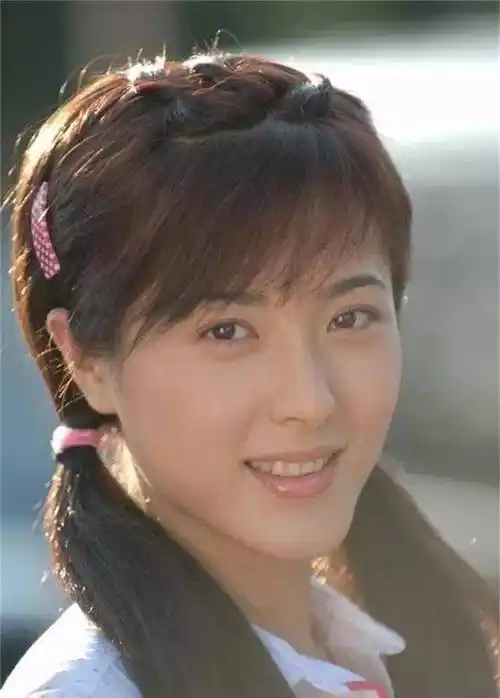 曾黎:"东方美人"4个前任个个都是影帝,47岁依然单身