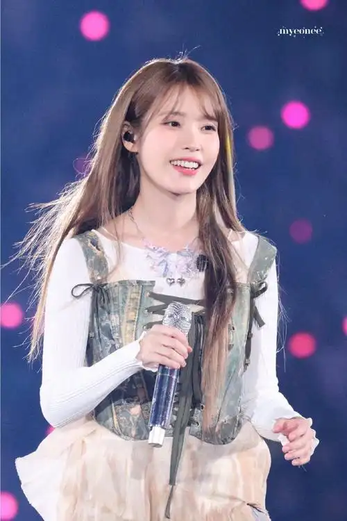 #iu李知恩世界巡回演唱会##iu演唱会#