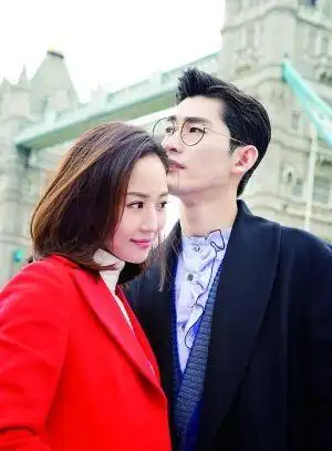 张翰新恋情曝光微博高调秀恩爱网友怪不得离开郑爽