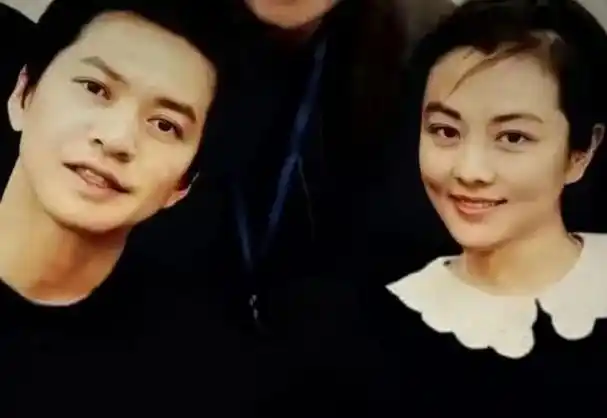 事实证明不生孩子的李健和妻子孟小蓓才是真正的人间清醒