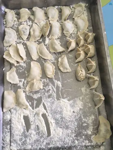 快乐周五《包饺子》