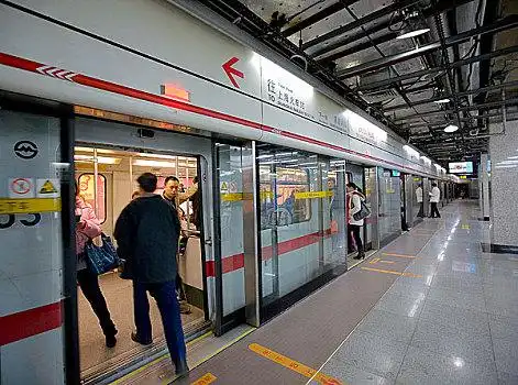 地铁图片_地铁图片大全_地铁图片素材