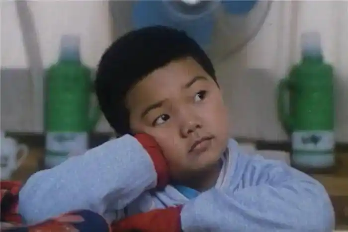 放在今天,《霹雳贝贝》其实和好莱坞的漫威宇宙系列电影一样,可以