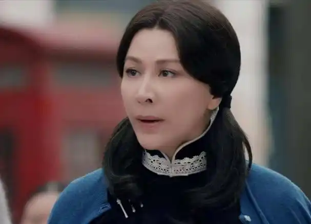 只要她们愿意,花期想有多长就有多长,四五十岁演少女都不在话下.