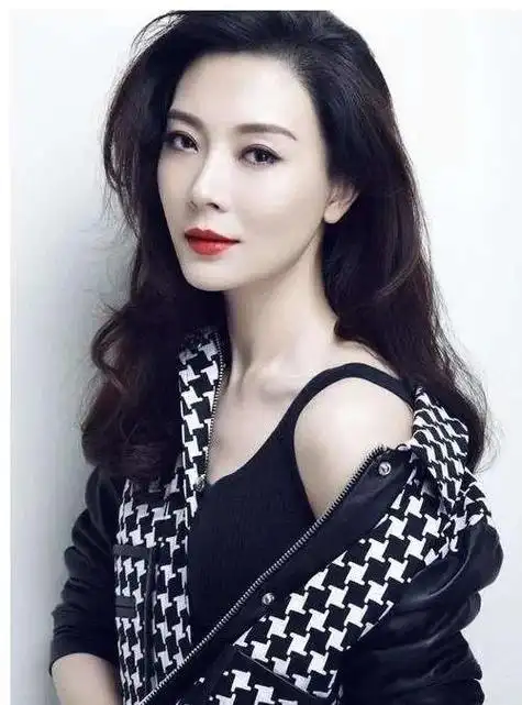 女星我喜欢最后一位你喜欢哪一位呢娱乐圈里年纪越大越有味道的女明星