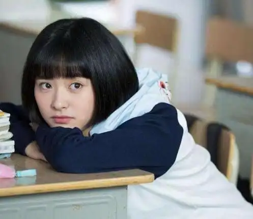 网络剧中的90后女演员,沈月靠《小美好》爆红 - 星辰影院