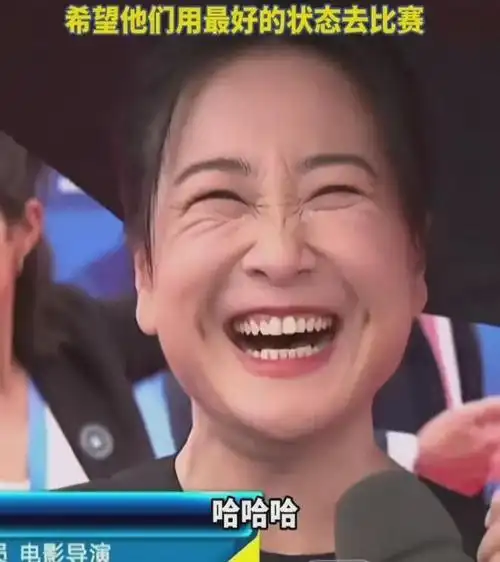 贾玲近照生图曝光,皮肤褶皱严重,脸上皱纹明显,不像42 岁