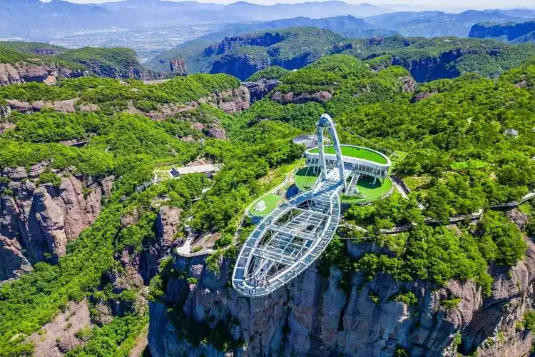 居景区,隐藏着众多网红打卡点,吸引了众多游客前来_观音_景点_玻璃