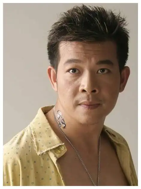 吴毅将:4年龙套人不知,反派广为传,娶港姐唐丽球真羡慕