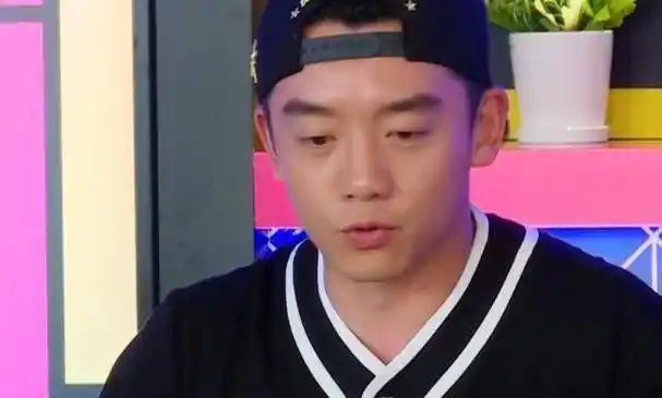 《跑男》第七季收官,郑恺额头印记抢镜,首次回应4位老成员退出_惩罚