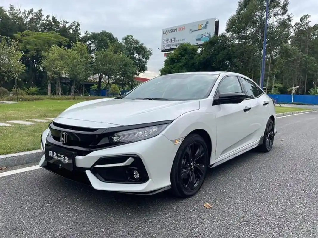 本田 思域  2021款 hatchback 220turbo cvt劲擎控图片