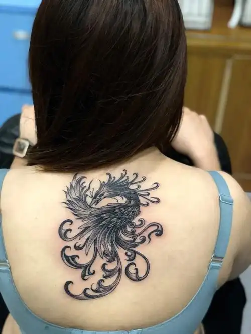 凤凰纹身后背纹身