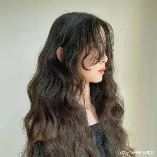 换发型=换个头?这三款氛围卷发太迷人了!