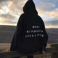 潮牌头像男生帅气背影_微信头像图片大全