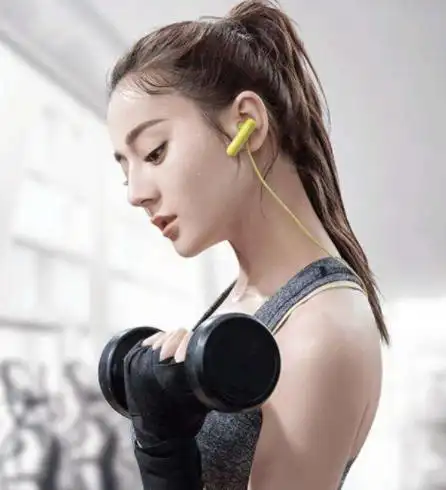 迪丽热巴身材到底有多好?看到健身房的她,网友:给模特点面子!