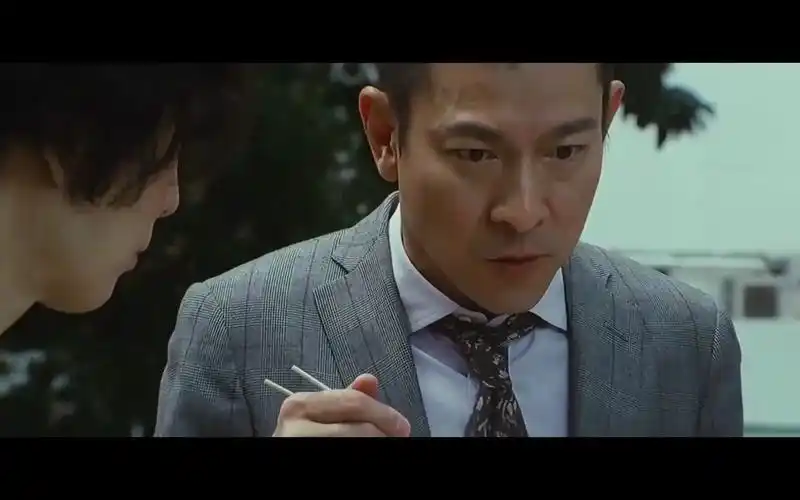 盲探:香港其记臭肠真是一绝,刘德华办案还不忘来一碗,吃得太香了