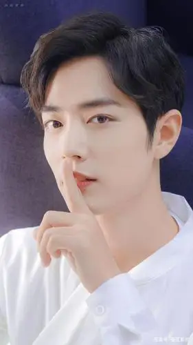 肖战15张现代装屏保