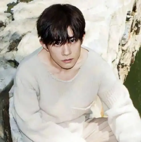 【微信头像】易烊千玺