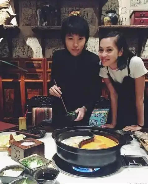 窦靖童与水原希子 是不是感觉童童nanyou力max的感觉