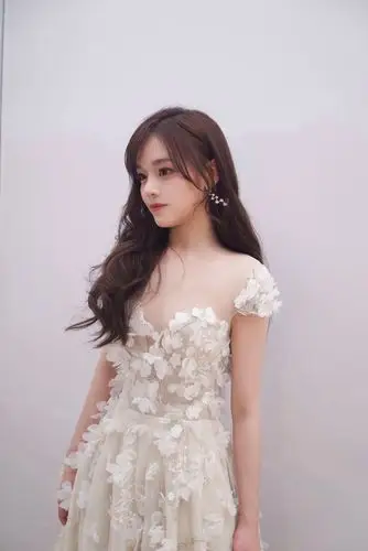 黄霄云演绎我用所有报答爱展现超强共情能力坚持磨砺中成长