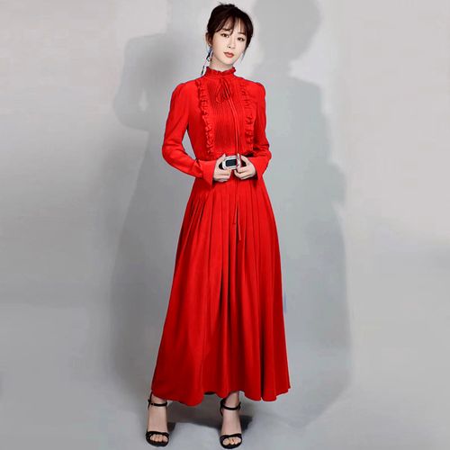 杨紫明星同款2023年春夏惊艳压褶大摆显高显瘦宴会敬酒礼服连衣裙