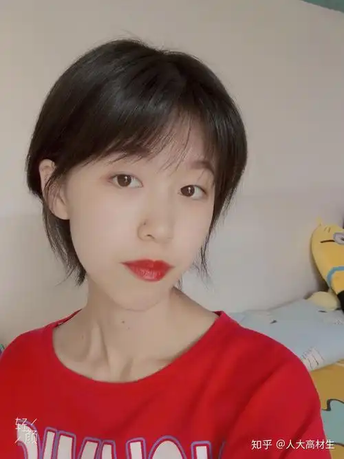 不烫不染中发短发有没有能剪出来的好看发型参考