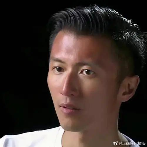 沉迷妮可日渐消瘦关注打开新页热度(1703)评论(30)推荐谢霆锋郑小峰新