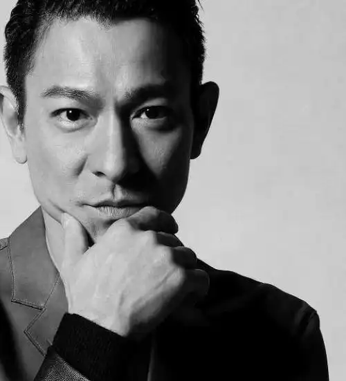 刘德华为蔡崇达《皮囊》作序