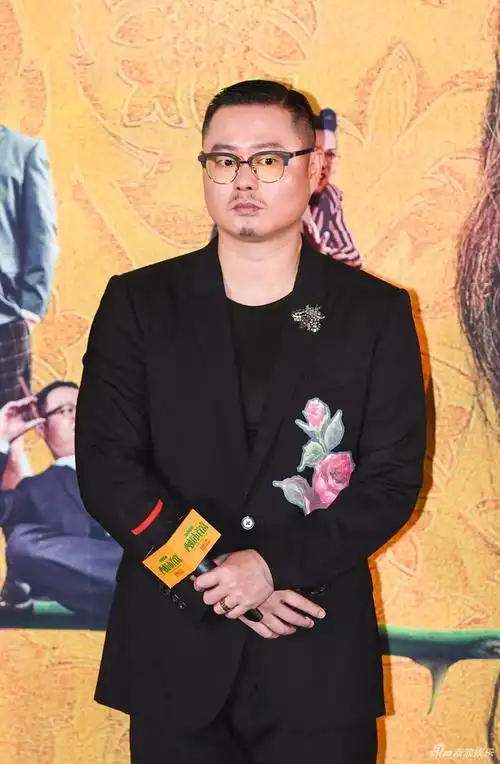 毕业于北京电影学院,中国内地男演员,开心麻花签约演员